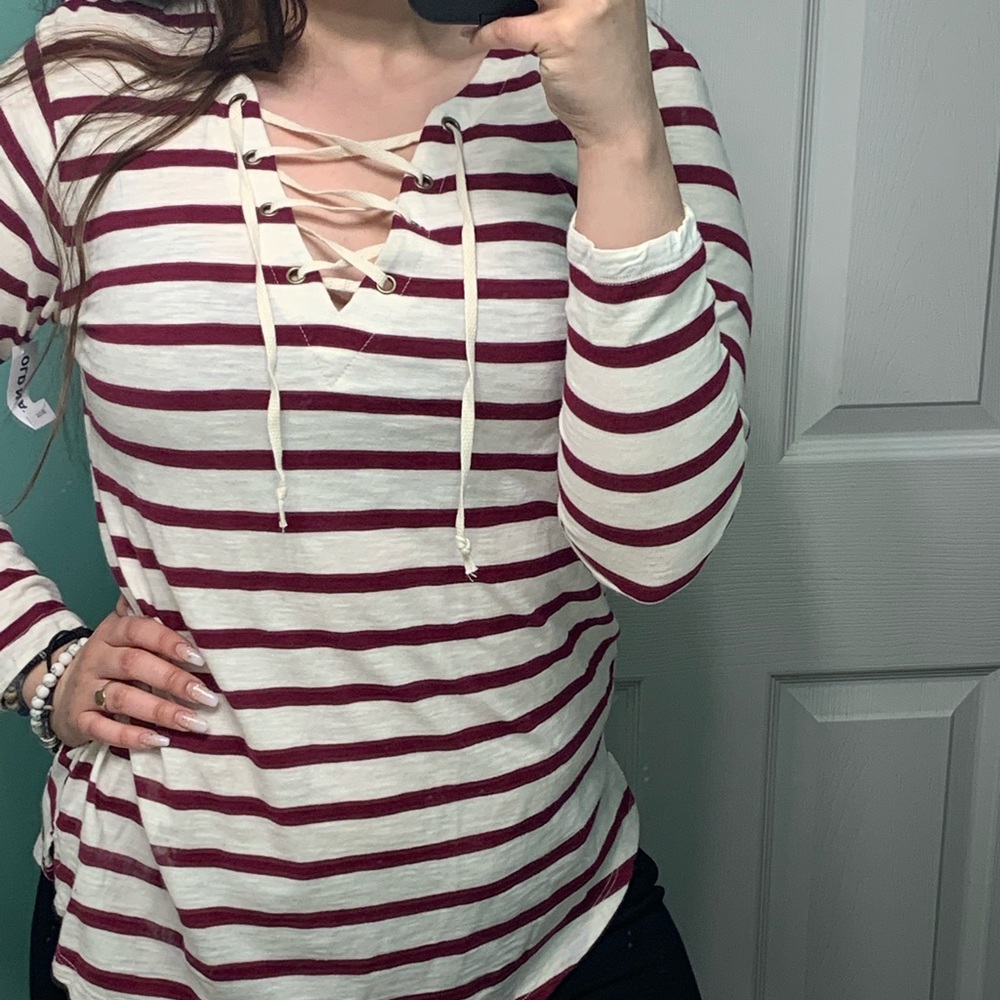 Ladies Old Navy Shirt Size M